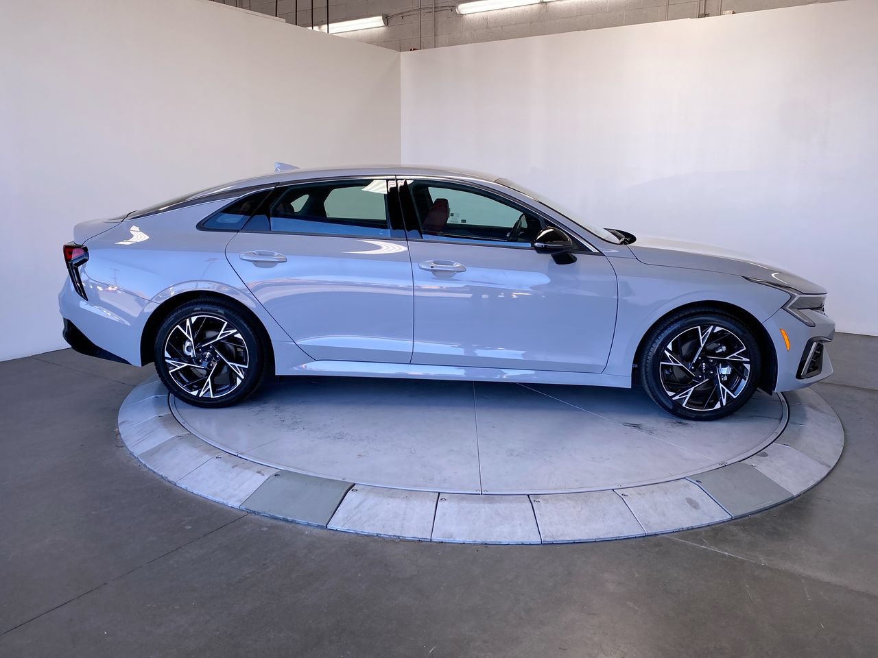 Used 2026 Kia K5 GT-Line w/ GT-Line Red Interior Package FWD image 6