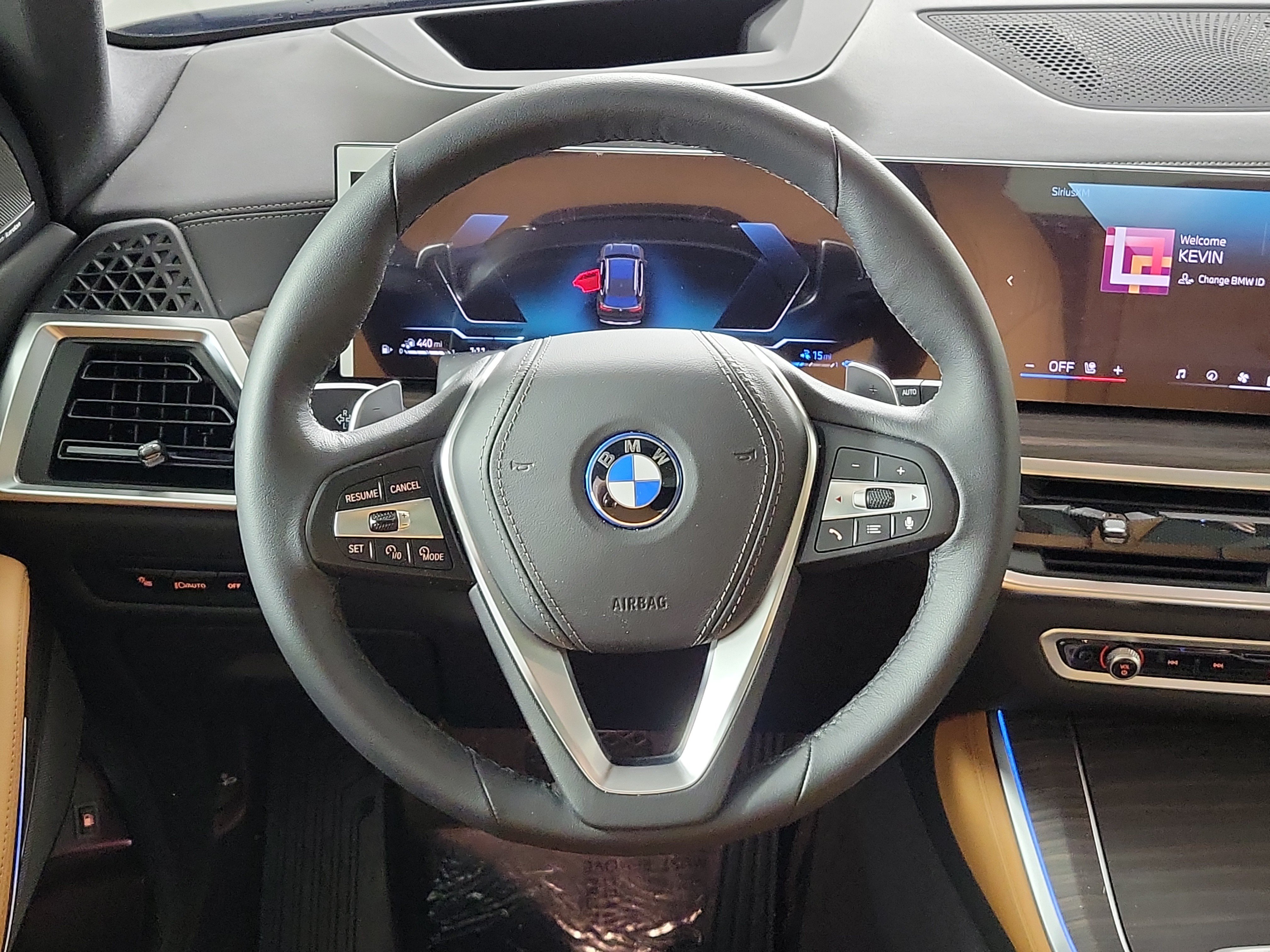 Used 2026 BMW X5 xDrive50e w/ Climate Comfort Package AWD/4WD image 12