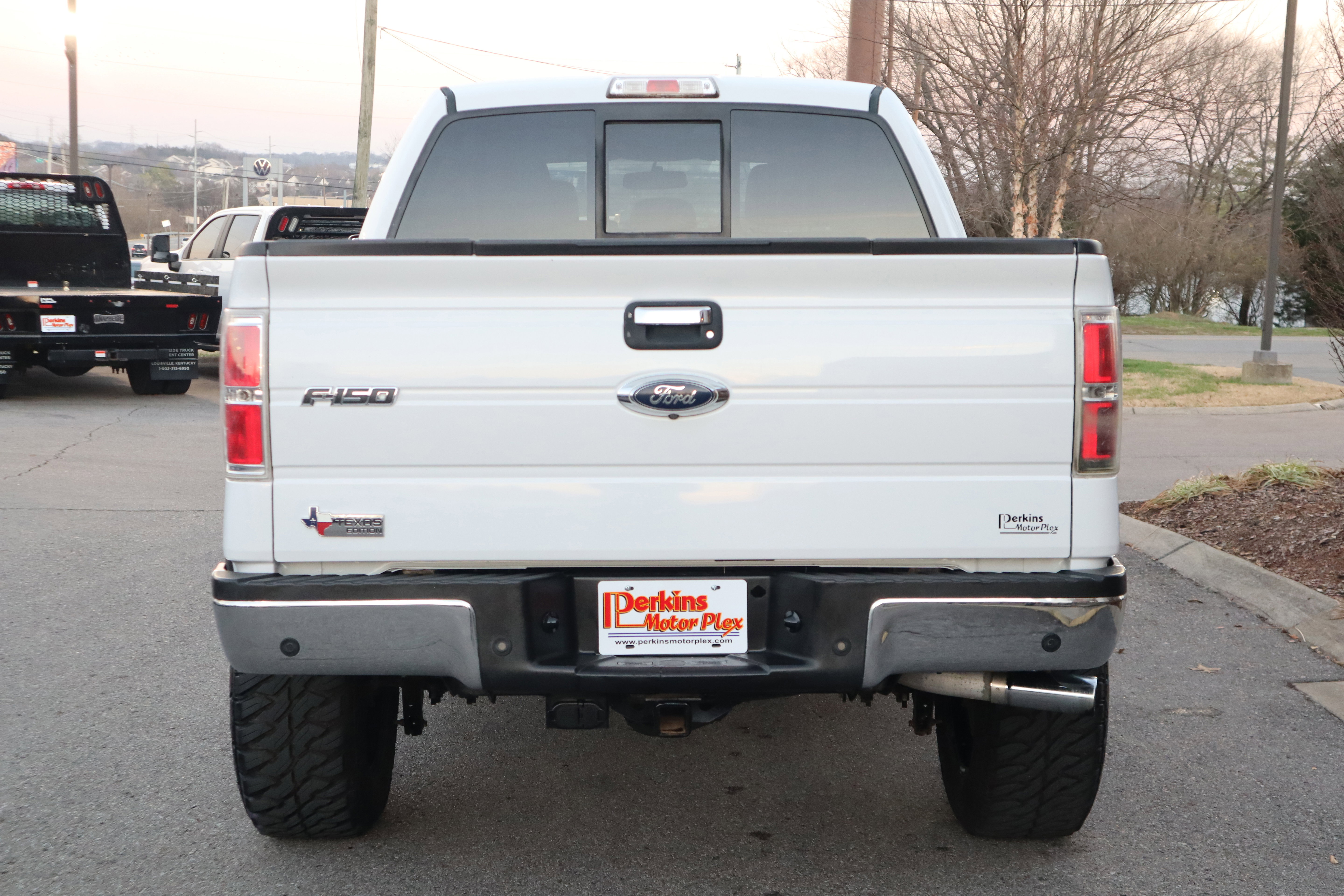 Used 2014 Ford F150 XLT w/ Equipment Group 302A Luxury image 8