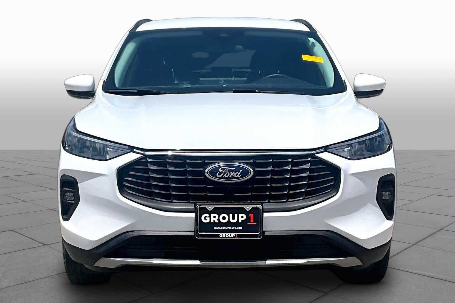 Used 2023 Ford Escape SE FWD image 4