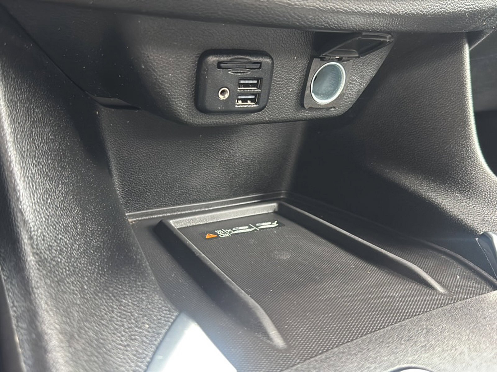 Used 2023 Chevrolet Traverse High Country FWD image 41