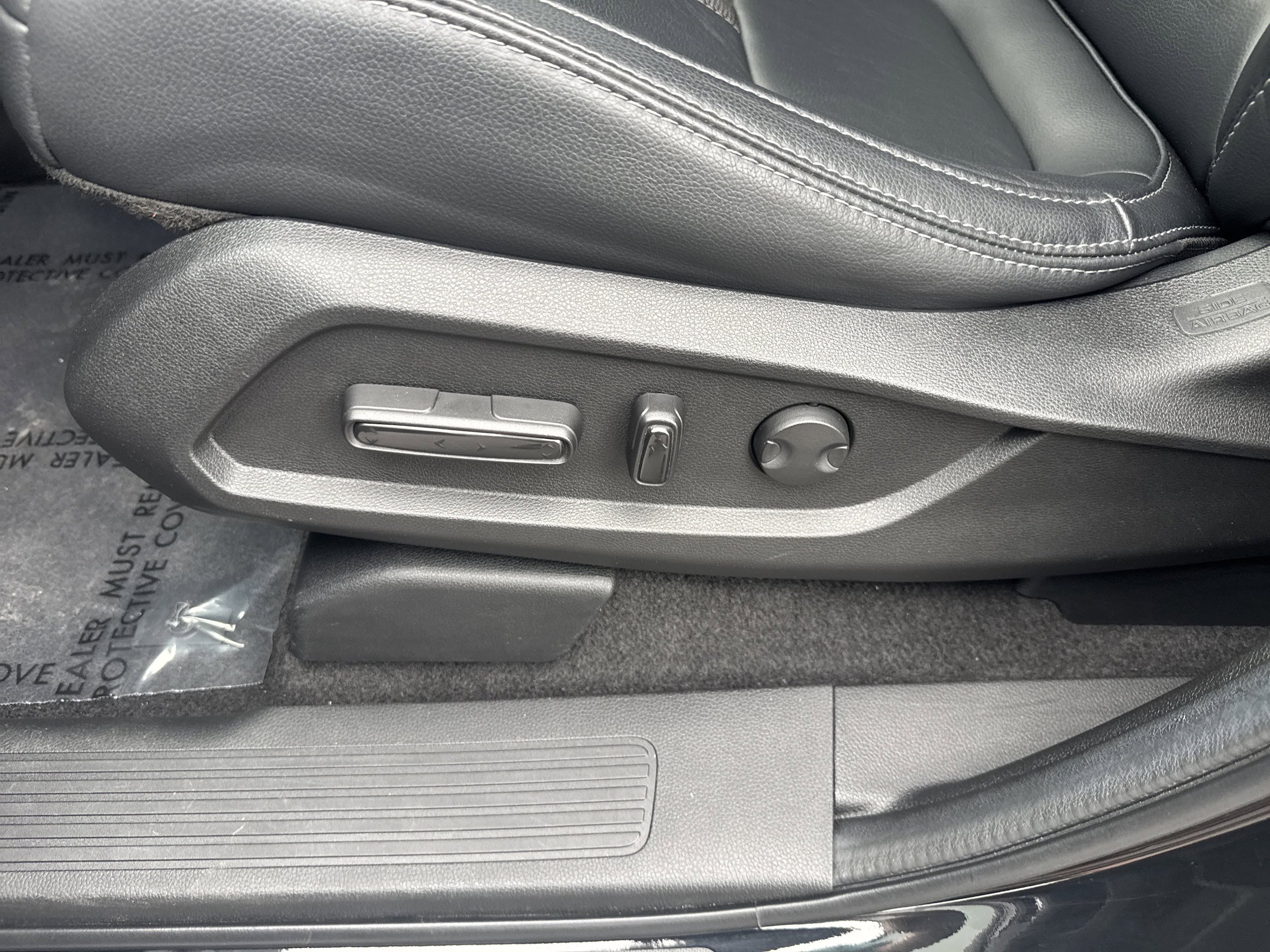 Used 2024 Honda Pilot Touring image 6