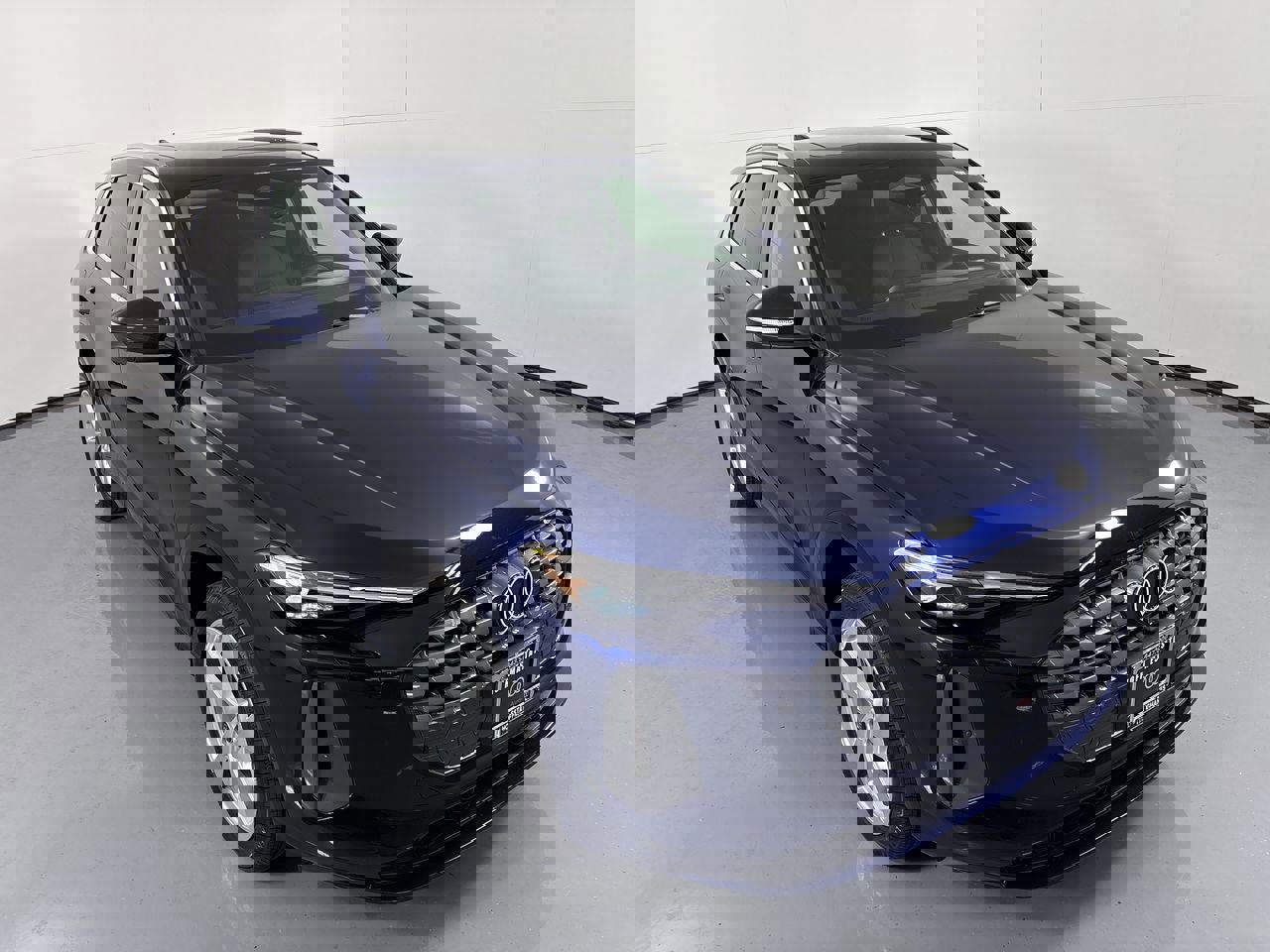 Used 2025 Audi Q5 Premium Plus w/ Premium Plus image 29