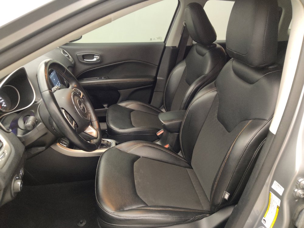 Used 2020 Jeep Compass Latitude FWD image 17
