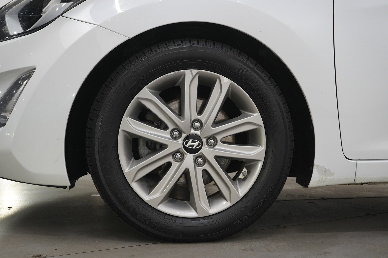 Used 2015 Hyundai Elantra SE w/ Option Group 02 FWD image 27