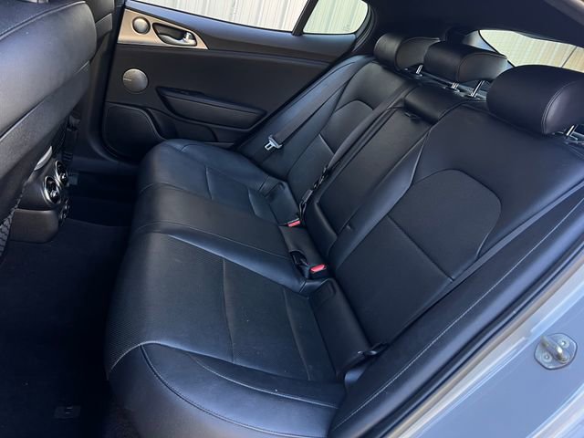 Used 2018 Kia Stinger GT1 image 19