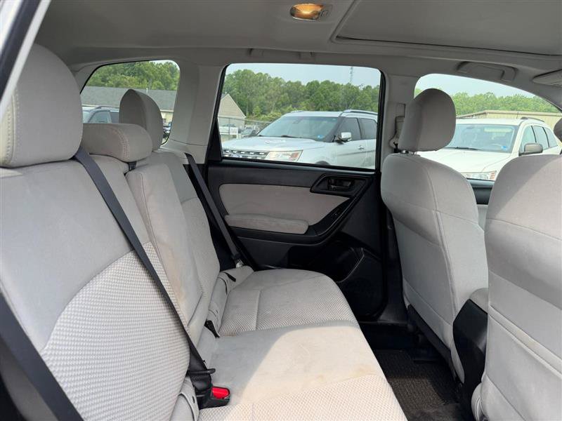 Used 2015 Subaru Forester 2.5i Premium w/ All-Weather Package AWD/4WD image 17