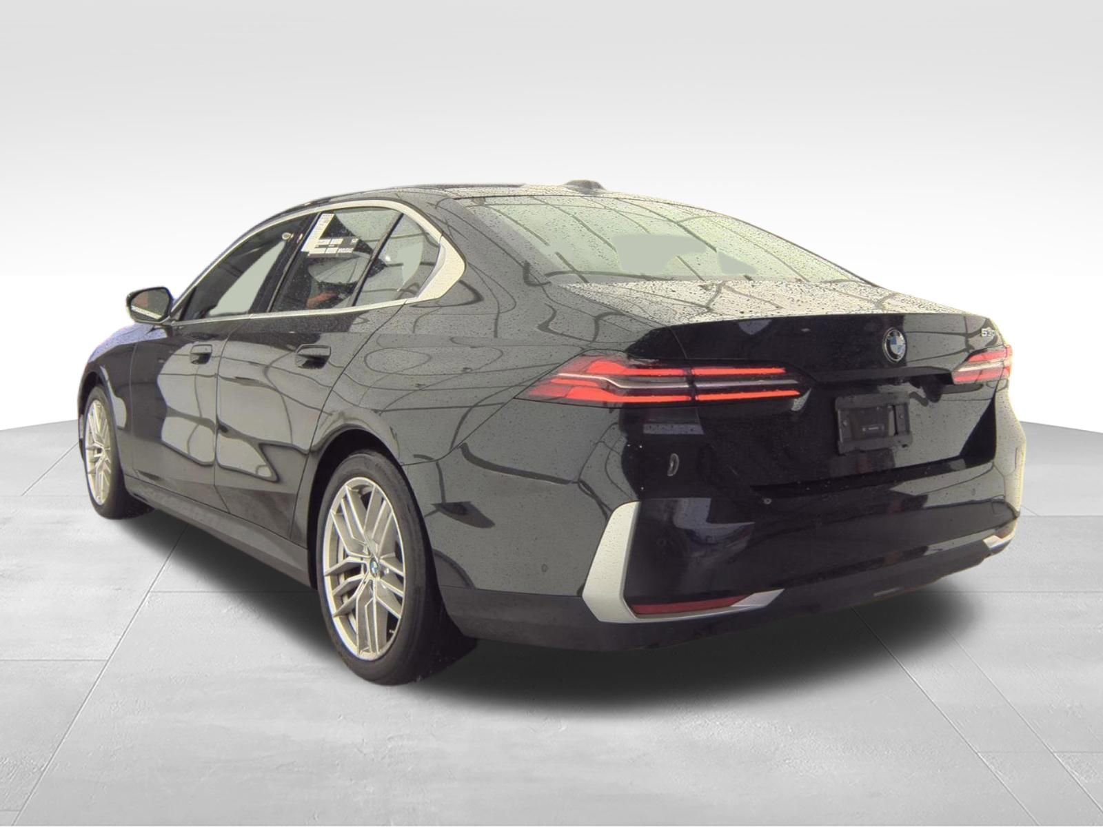 Used 2024 BMW 530i RWD image 36
