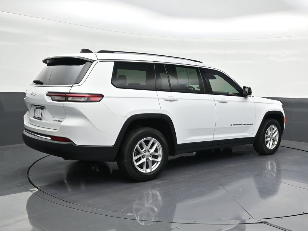 Used 2023 Jeep Grand Cherokee L Laredo image 5