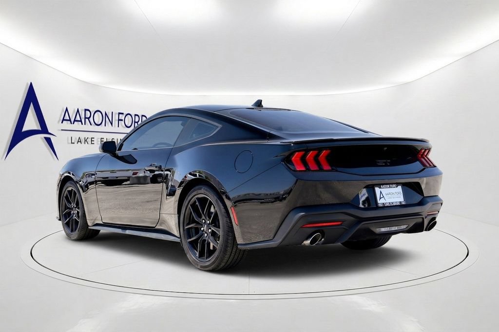 Used 2025 Ford Mustang GT w/ Mustang Nite Pony Package RWD image 7