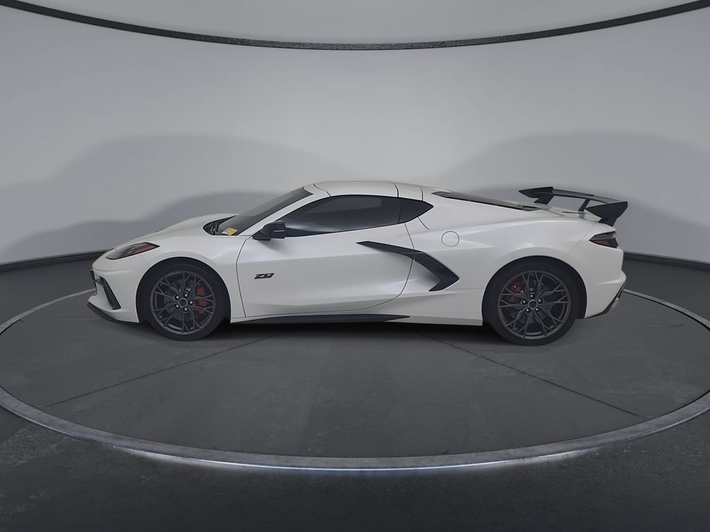 Used 2023 Chevrolet Corvette Stingray Premium Cpe w/ Z51 Performance Package RWD image 11