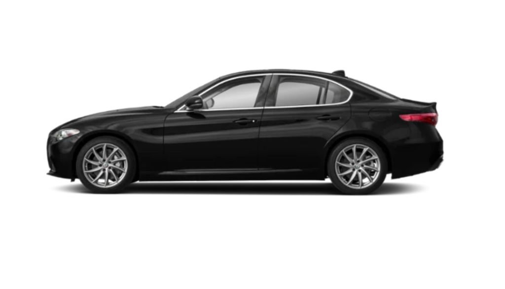 Used 2019 Alfa Romeo Giulia Ti Sport w/ Quick Order Package 22S Sport AWD/4WD image 3