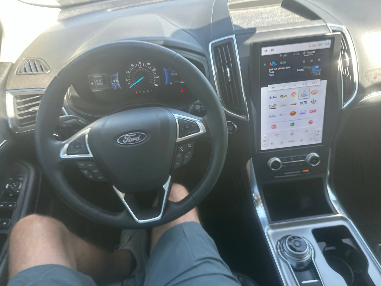 Used 2023 Ford Edge Titanium AWD/4WD image 17