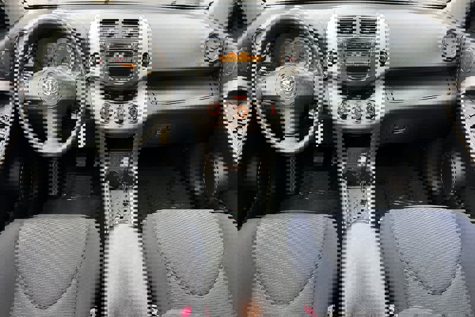 Used 2006 Toyota RAV4 Sport image 3