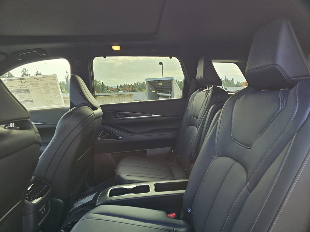 New 2026 INFINITI QX60 Sport image 19