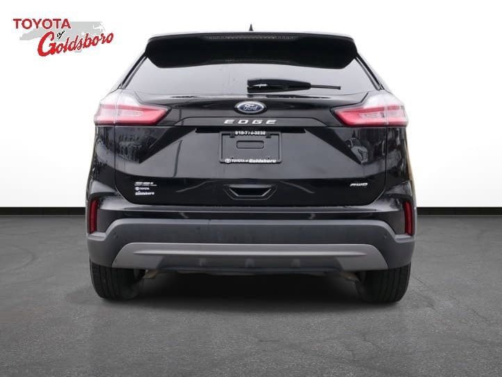 Used 2024 Ford Edge SEL image 7