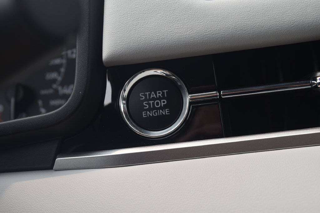 New 2026 Mitsubishi Outlander SE AWD/4WD image 18
