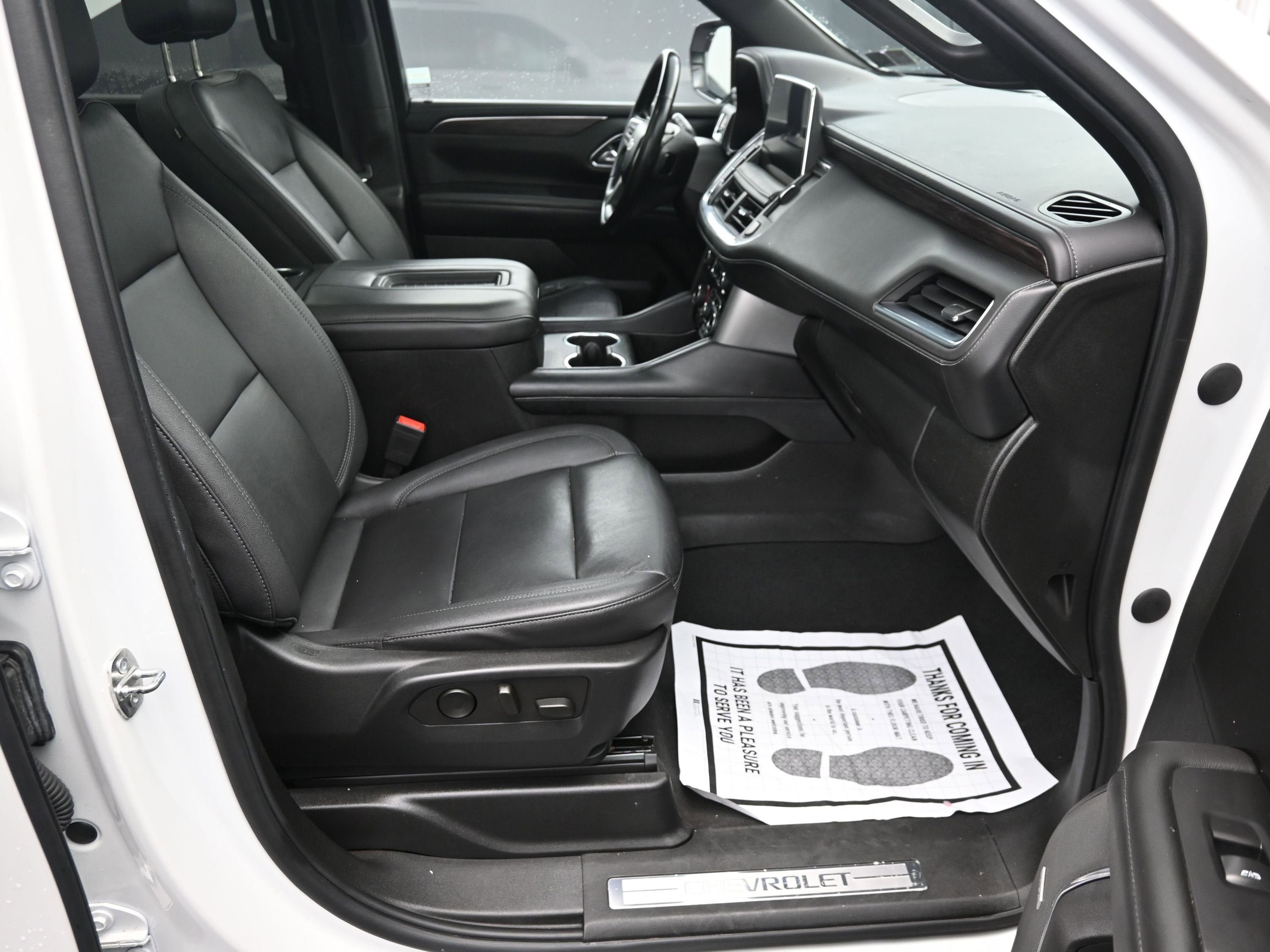 Used 2023 Chevrolet Tahoe Z71 w/ Luxury Package image 39