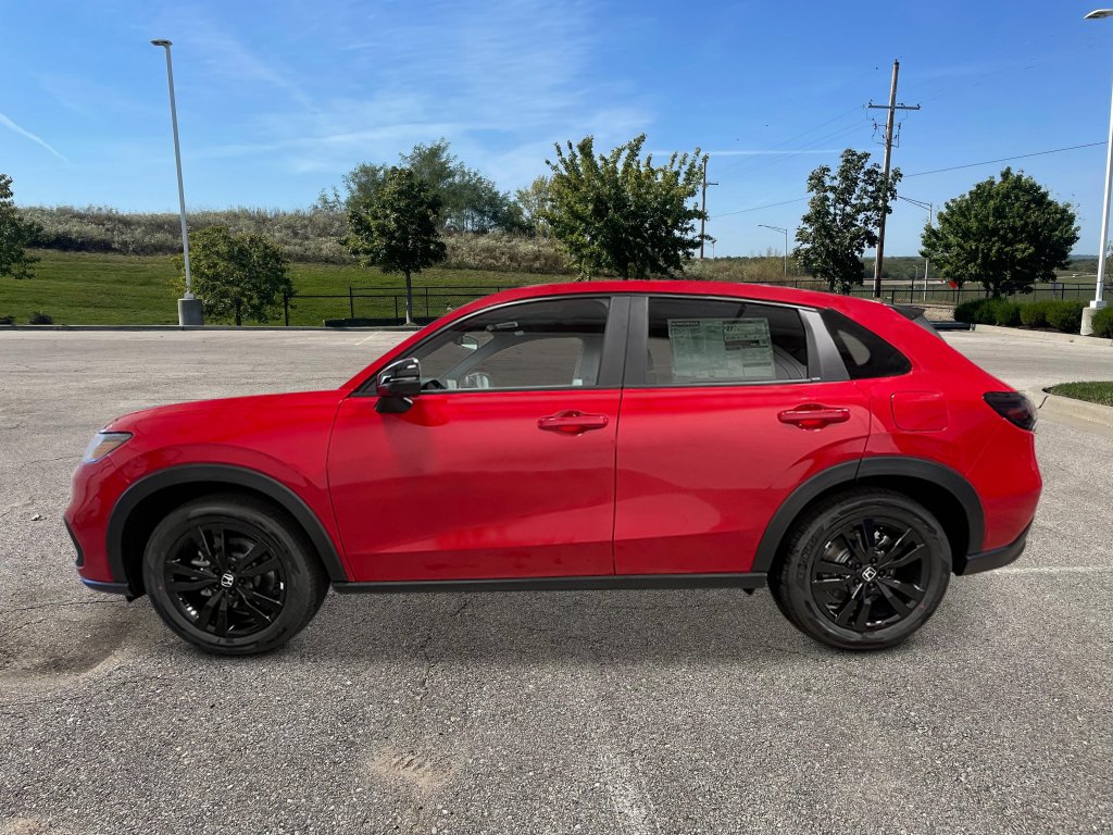 New 2027 Honda HR-V Sport image 3