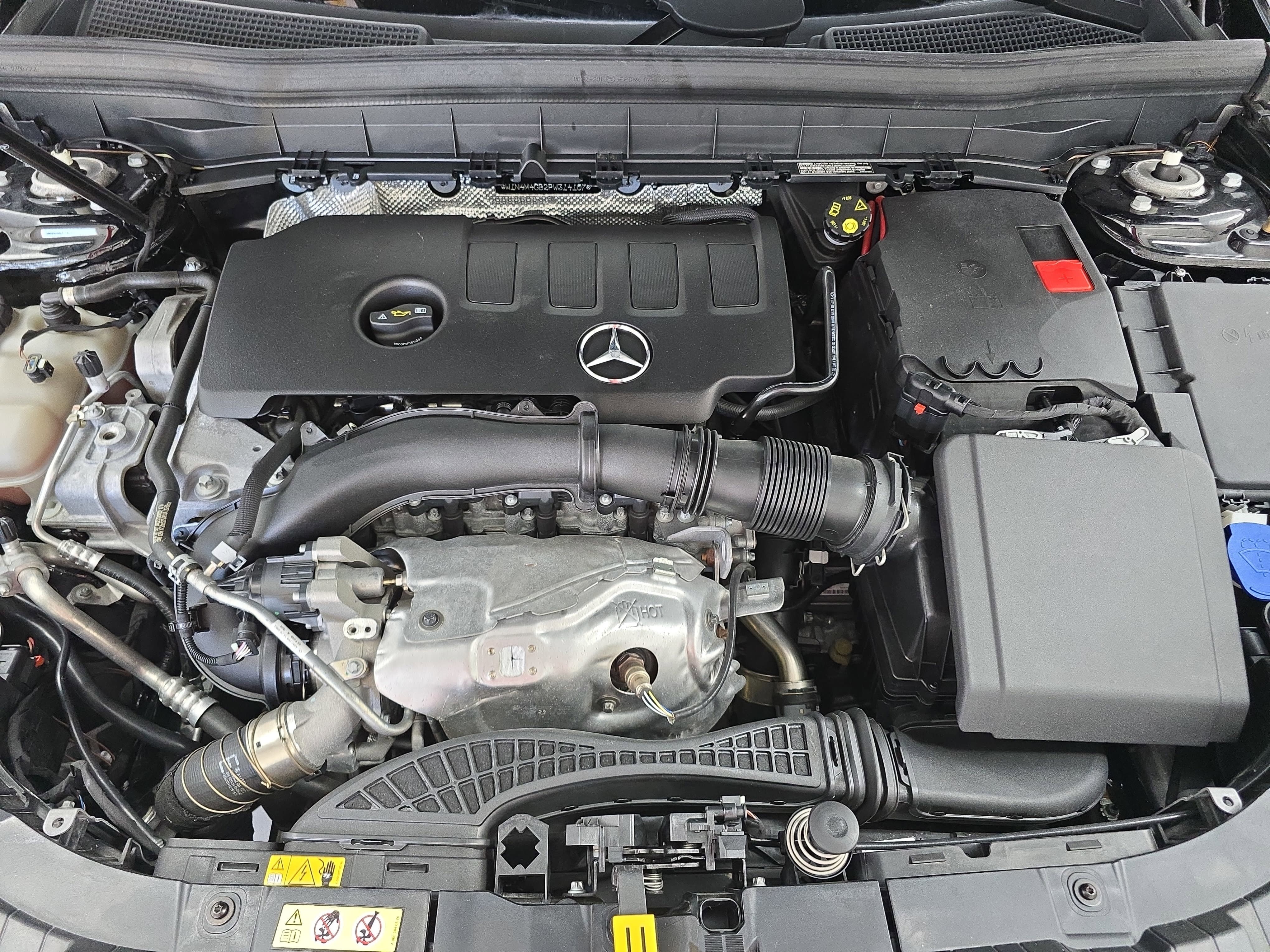 Certified 2023 Mercedes-Benz GLB 250 image 31
