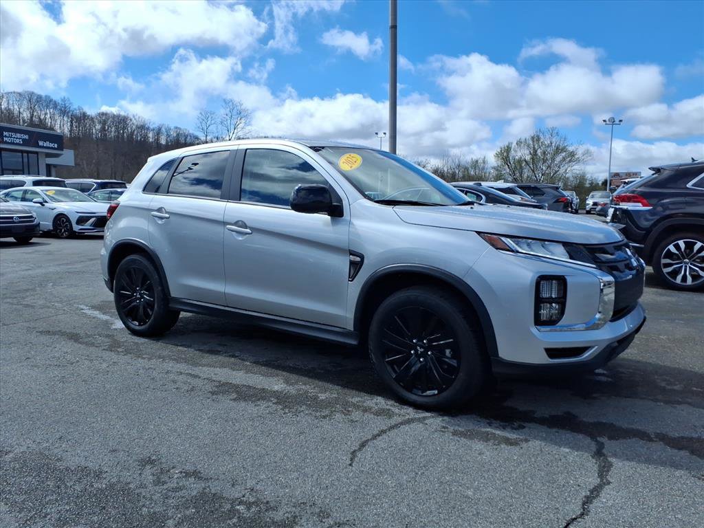 Used 2025 Mitsubishi Outlander Sport LE image 14