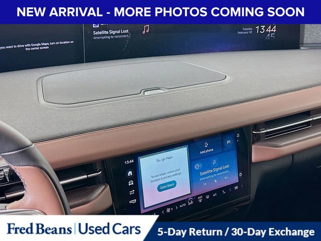 Used 2025 Lincoln Navigator Reserve image 17