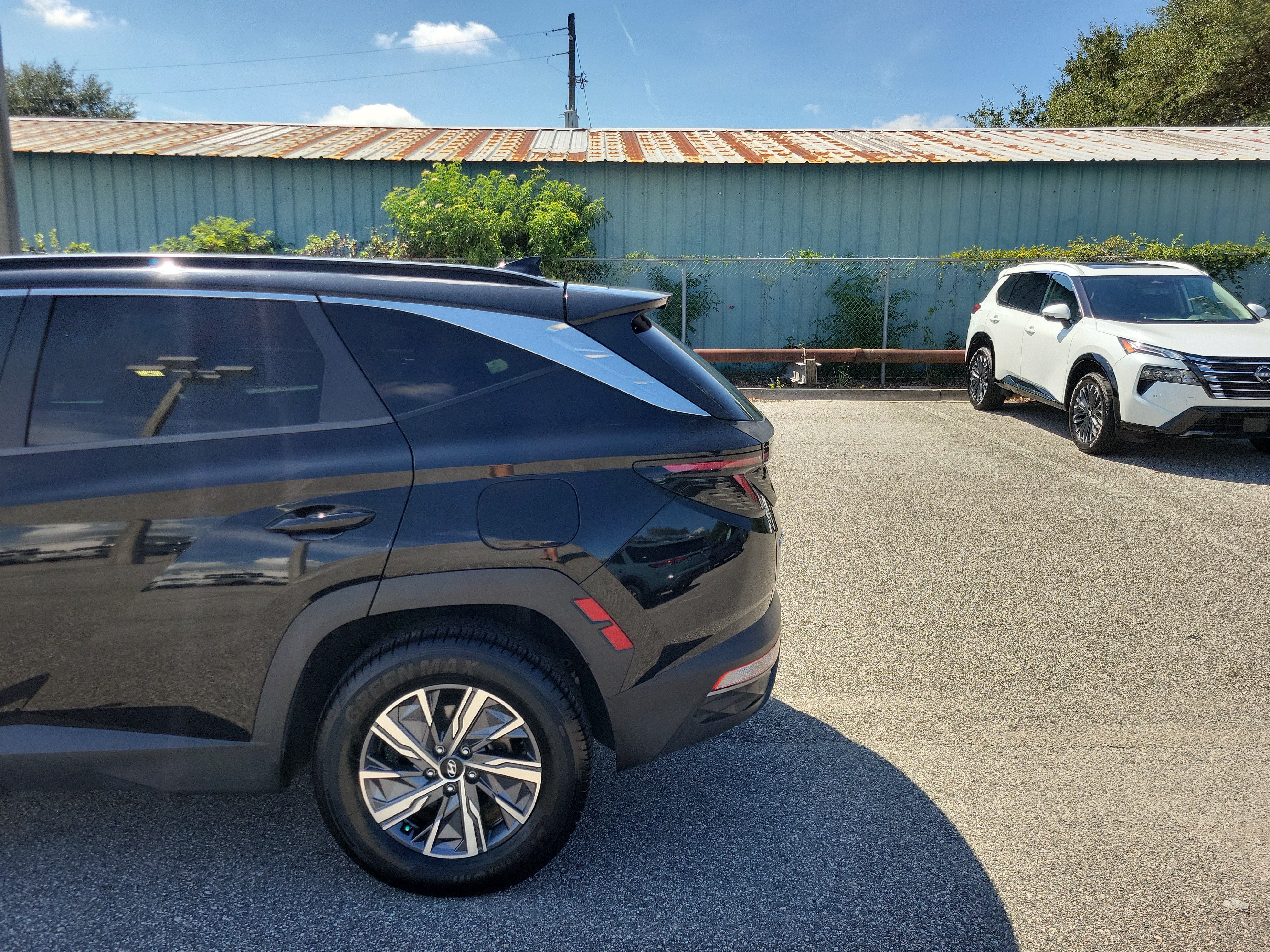 Used 2022 Hyundai Tucson Blue AWD/4WD image 4