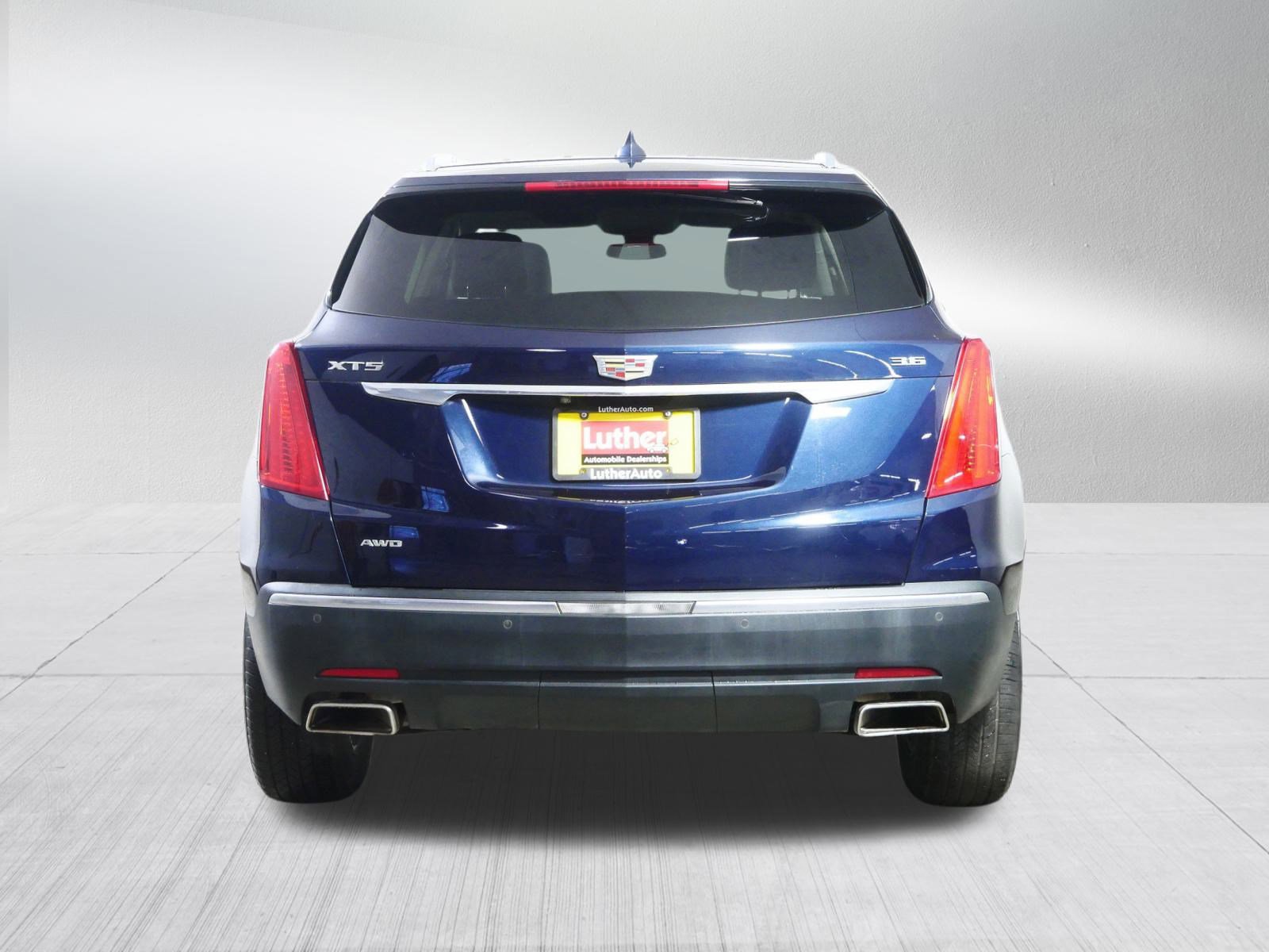 Used 2017 Cadillac XT5 Luxury image 6