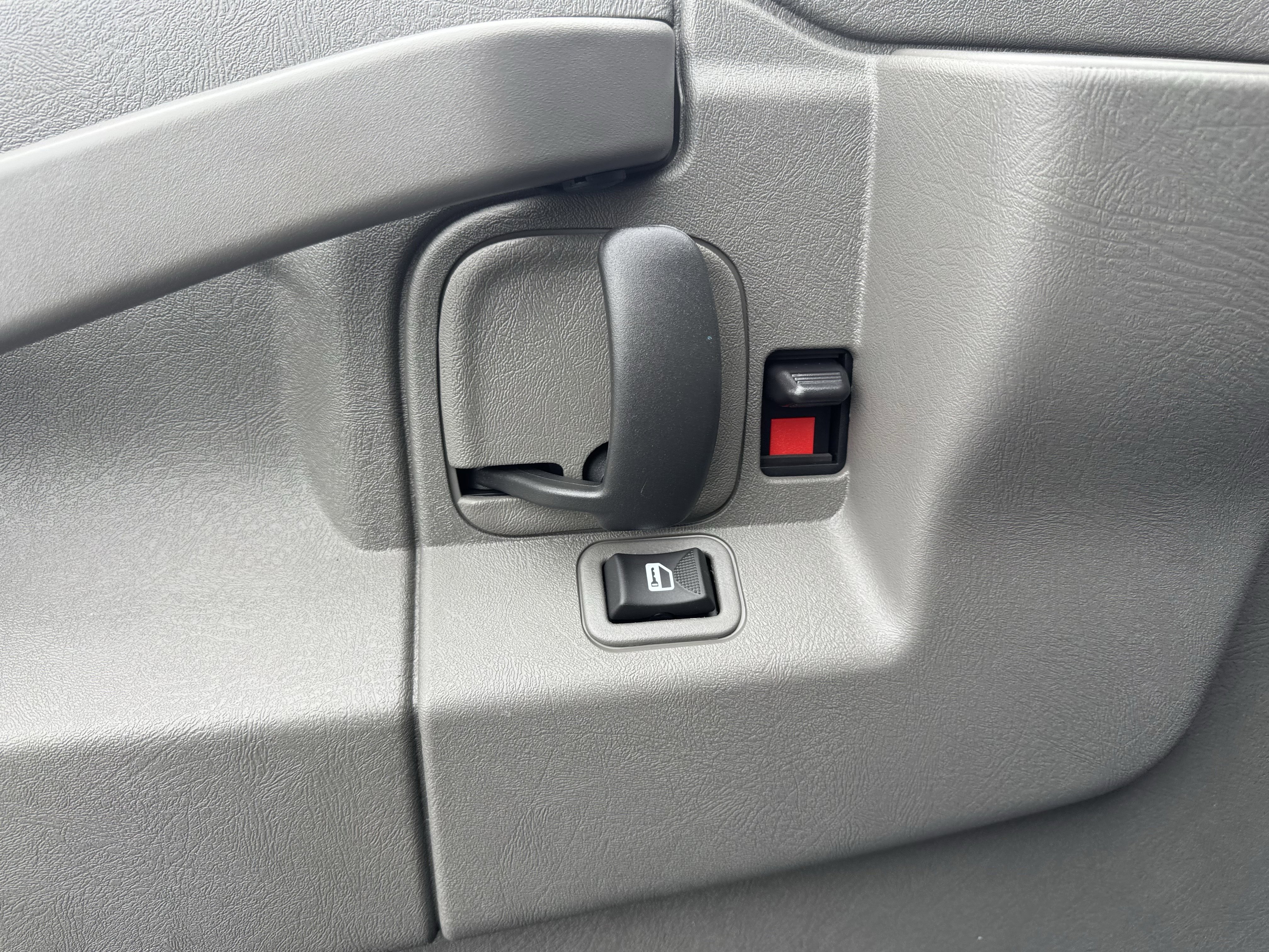 New 2026 Chevrolet Express 2500 w/ Driver Convenience Package image 12