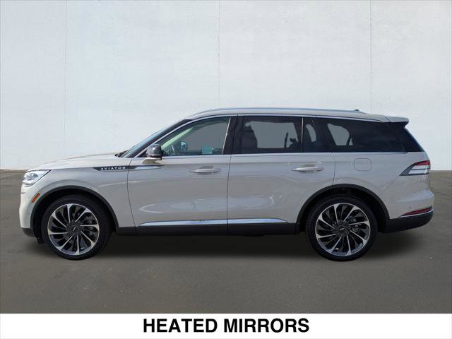 Used 2024 Lincoln Aviator Reserve w/ Equipment Group 201A image 2