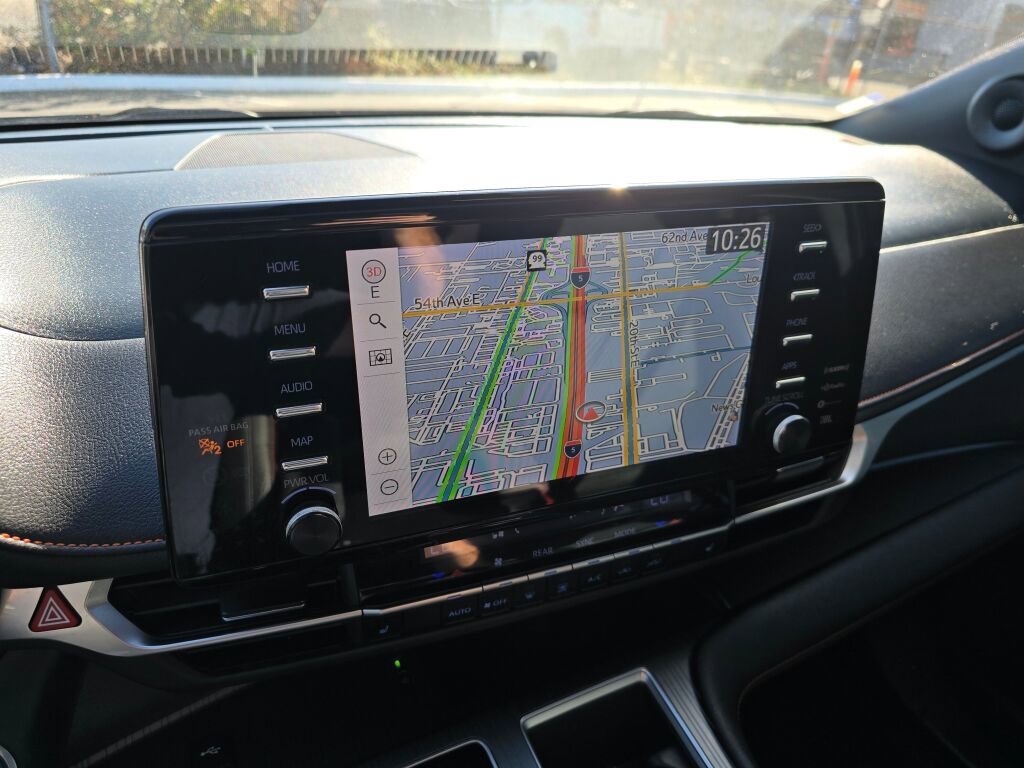 Used 2022 Toyota Sienna XSE image 27