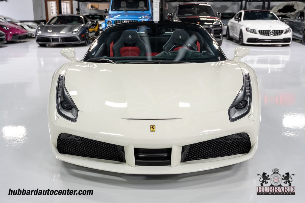 Used 2019 Ferrari 488 Spider RWD image 3