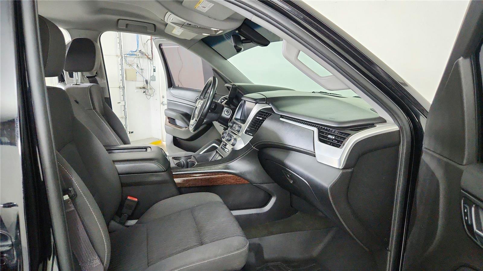 Used 2015 GMC Yukon SLE w/ Convenience Package image 21