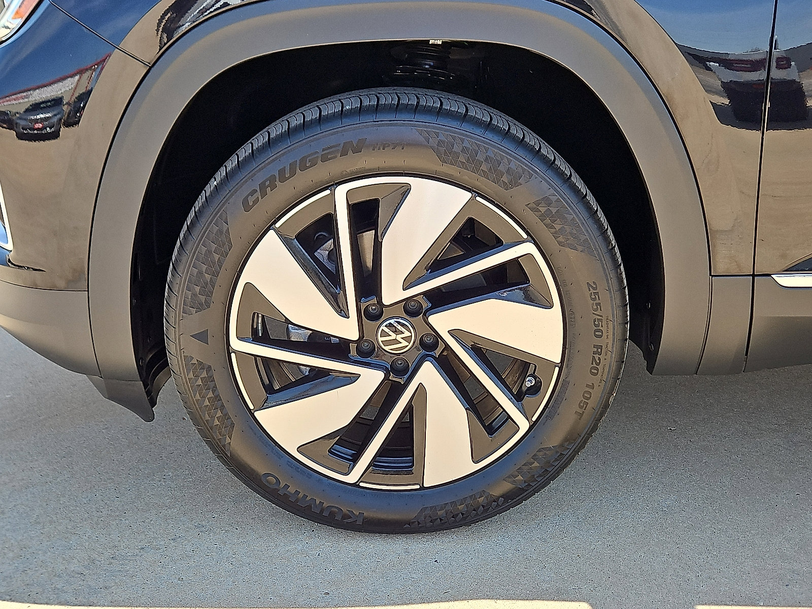 Used 2025 Volkswagen Atlas SEL image 5