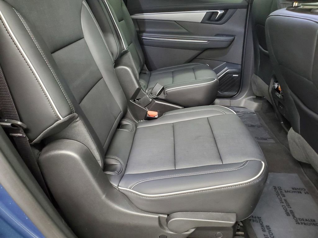 Used 2025 Buick Enclave Preferred image 20