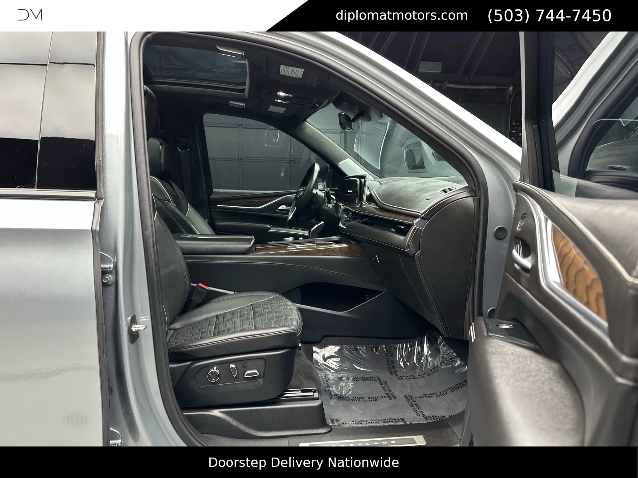 Used 2023 Cadillac Escalade ESV Sport Platinum w/ LPO, ONYX Package image 18