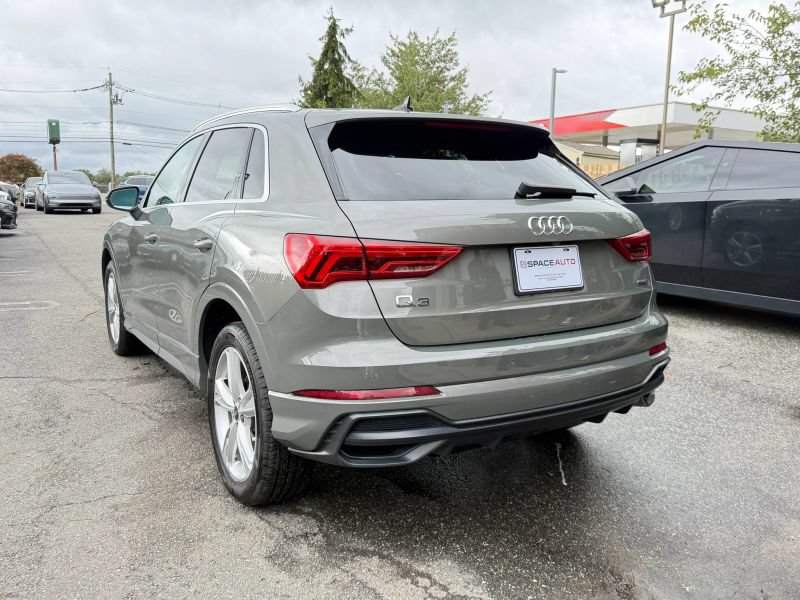 Used 2022 Audi Q3 2.0T Premium Plus w/ Premium Plus Package AWD/4WD image 8