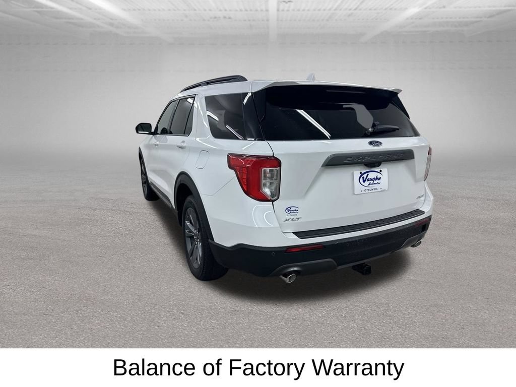Used 2024 Ford Explorer XLT w/ Equipment Group 202A AWD/4WD image 10