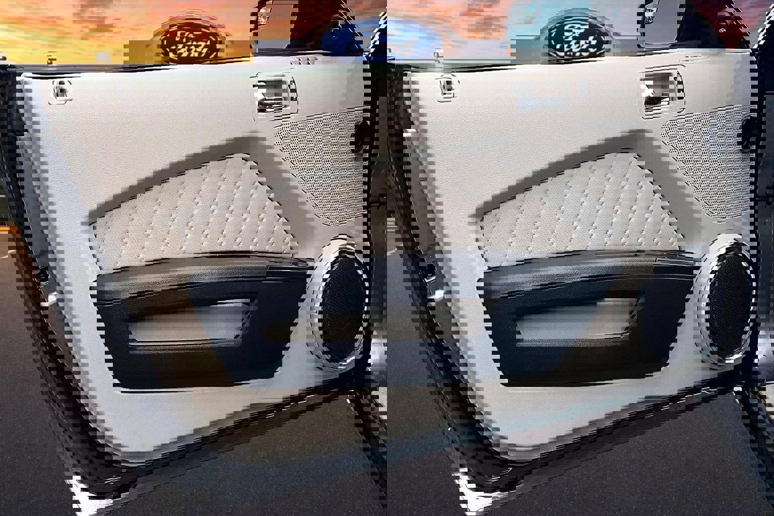 Used 2011 Ford Mustang GT Premium w/ Comfort Pkg RWD image 23