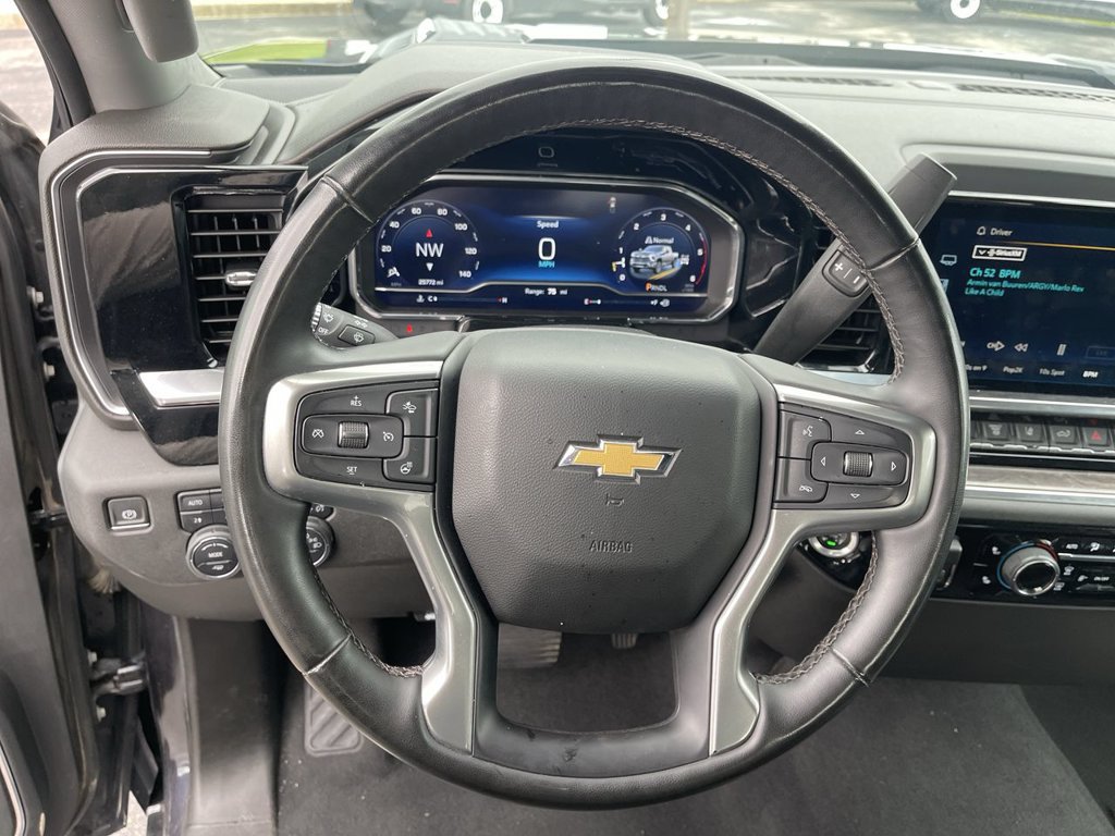 Used 2024 Chevrolet Silverado 2500 LTZ AWD/4WD image 14