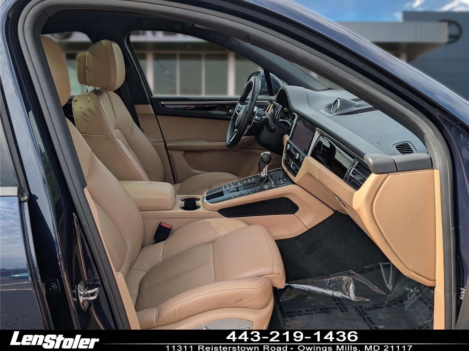 Used 2019 Porsche Macan AWD/4WD image 10