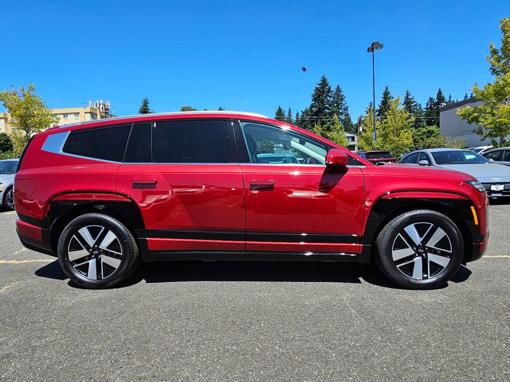 New 2026 Hyundai Ioniq 9 SEL image 8