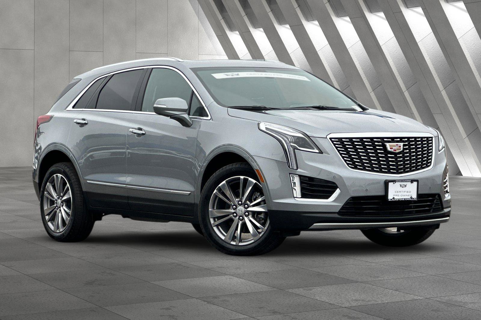 Certified 2025 Cadillac XT5 Premium Luxury