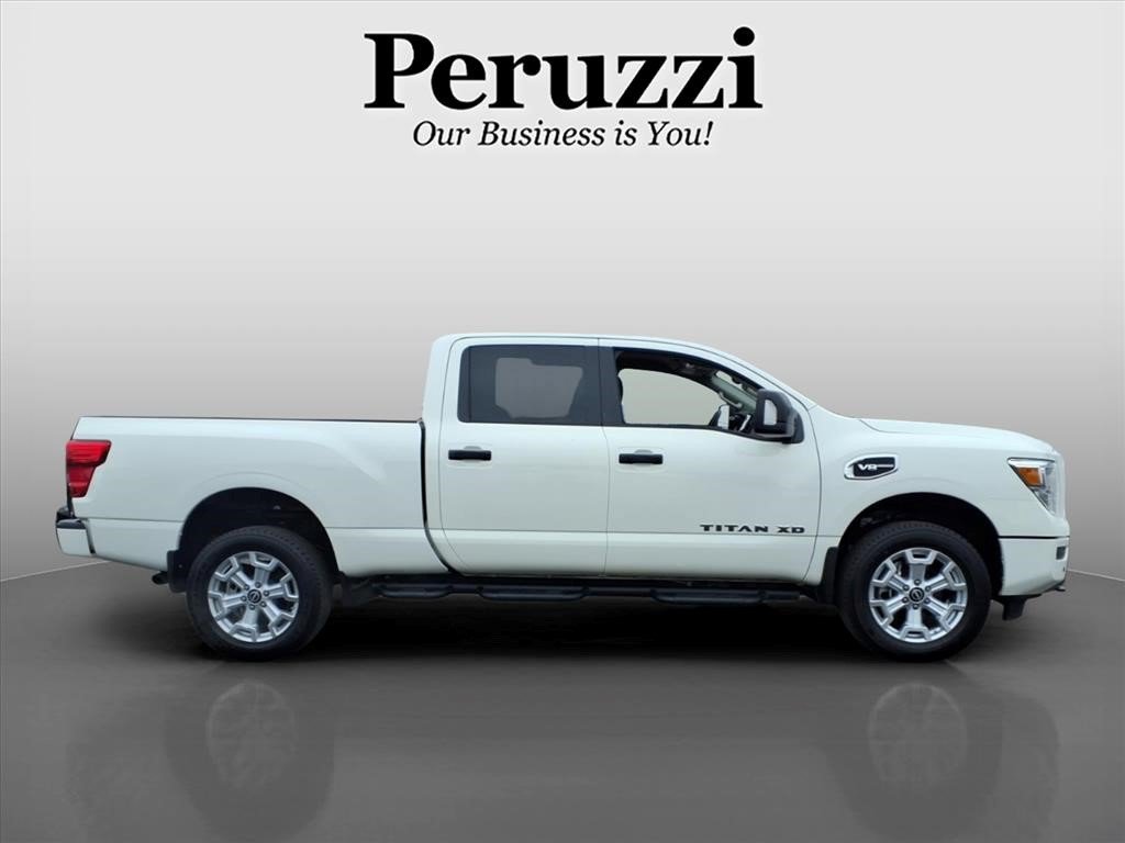 Certified 2024 Nissan Titan SV w/ SV Convenience Package AWD/4WD image 2