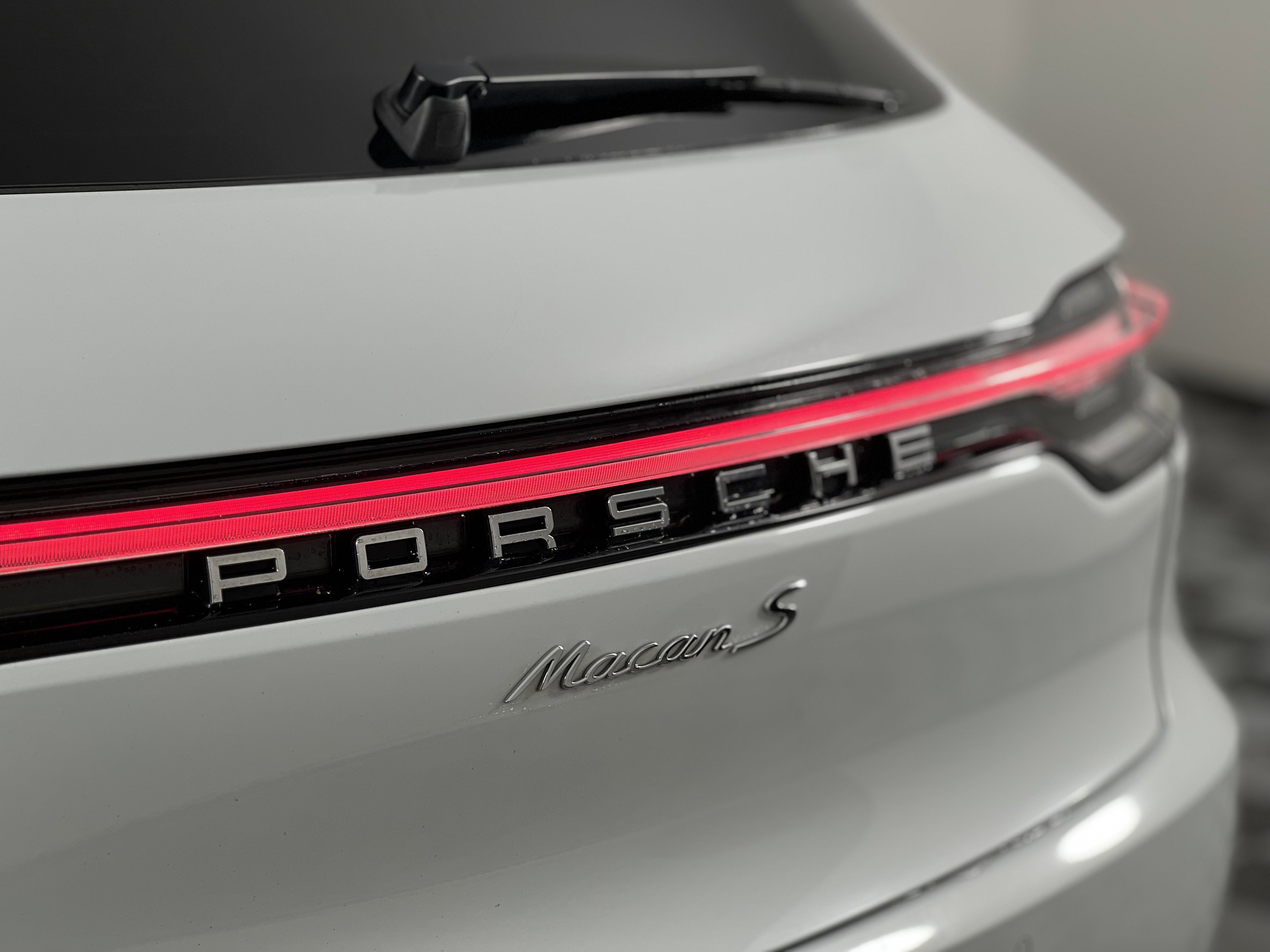 Used 2020 Porsche Macan S image 12