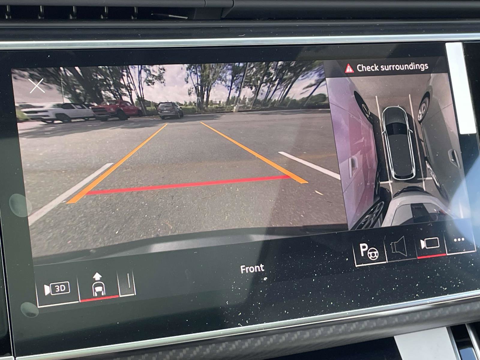 New 2025 Audi SQ7 Prestige image 28