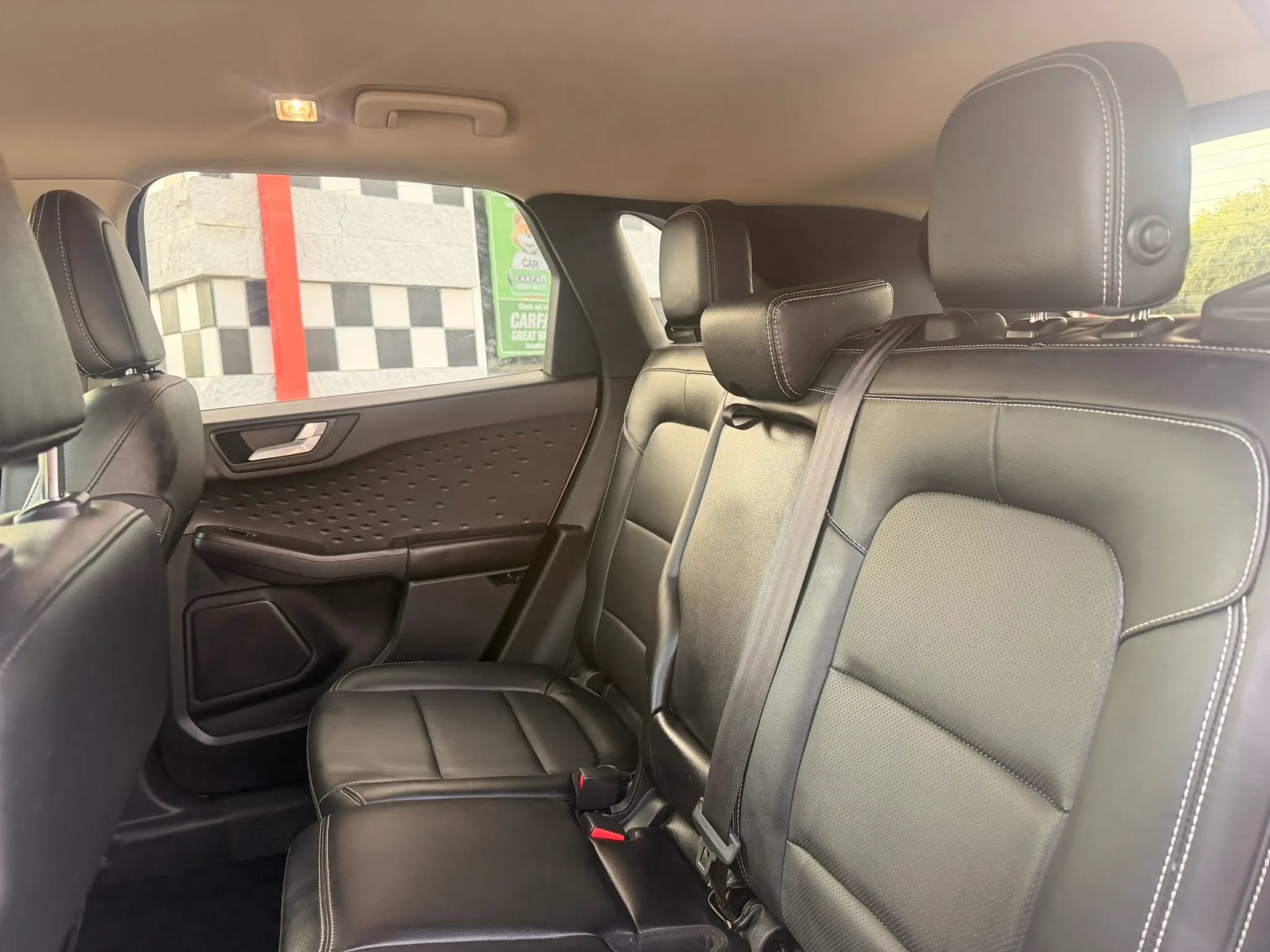 Used 2020 Ford Escape SEL AWD/4WD image 22