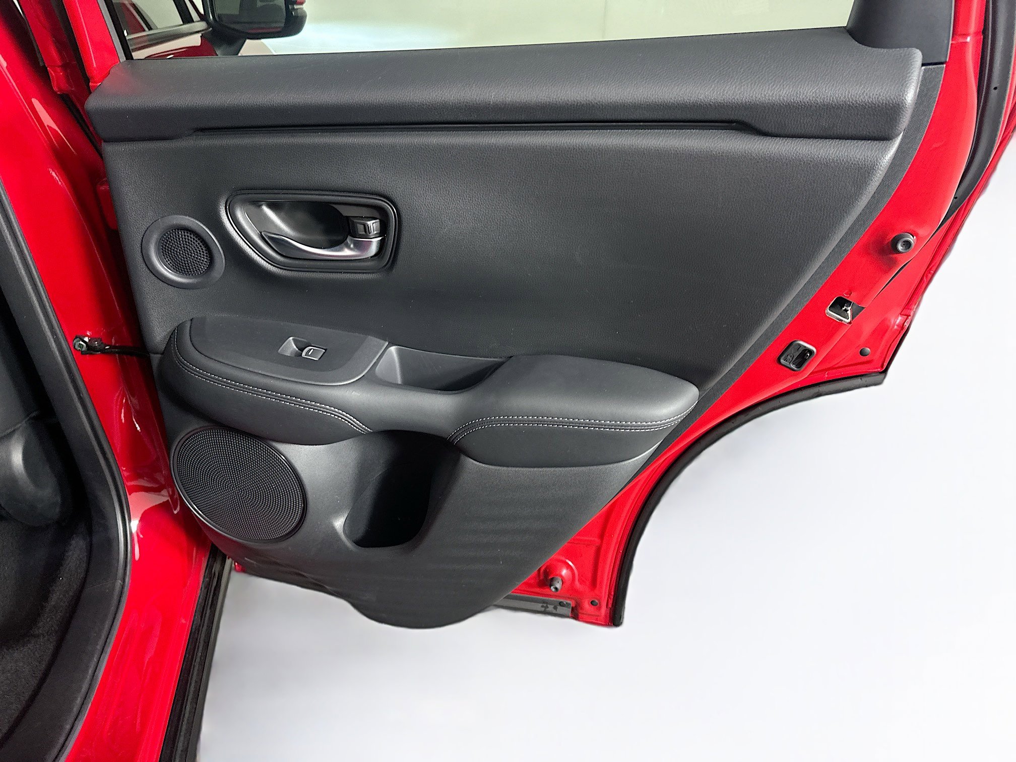 Used 2024 Honda HR-V EX-L image 29