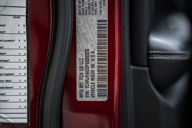 Used 2023 Jeep Grand Cherokee Altitude image 43