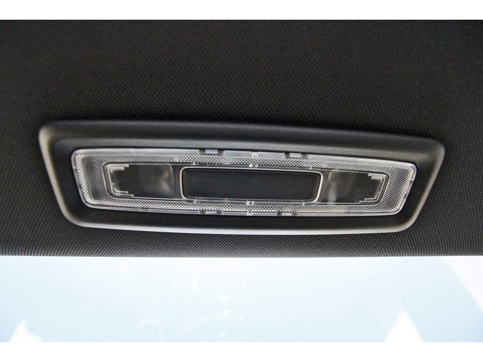 Used 2025 GMC Sierra EV Denali AWD/4WD image 16